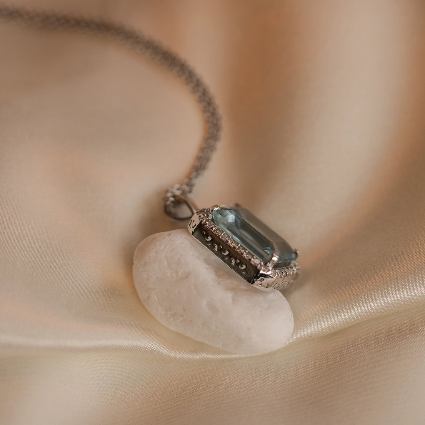 Aquamarine Pendant